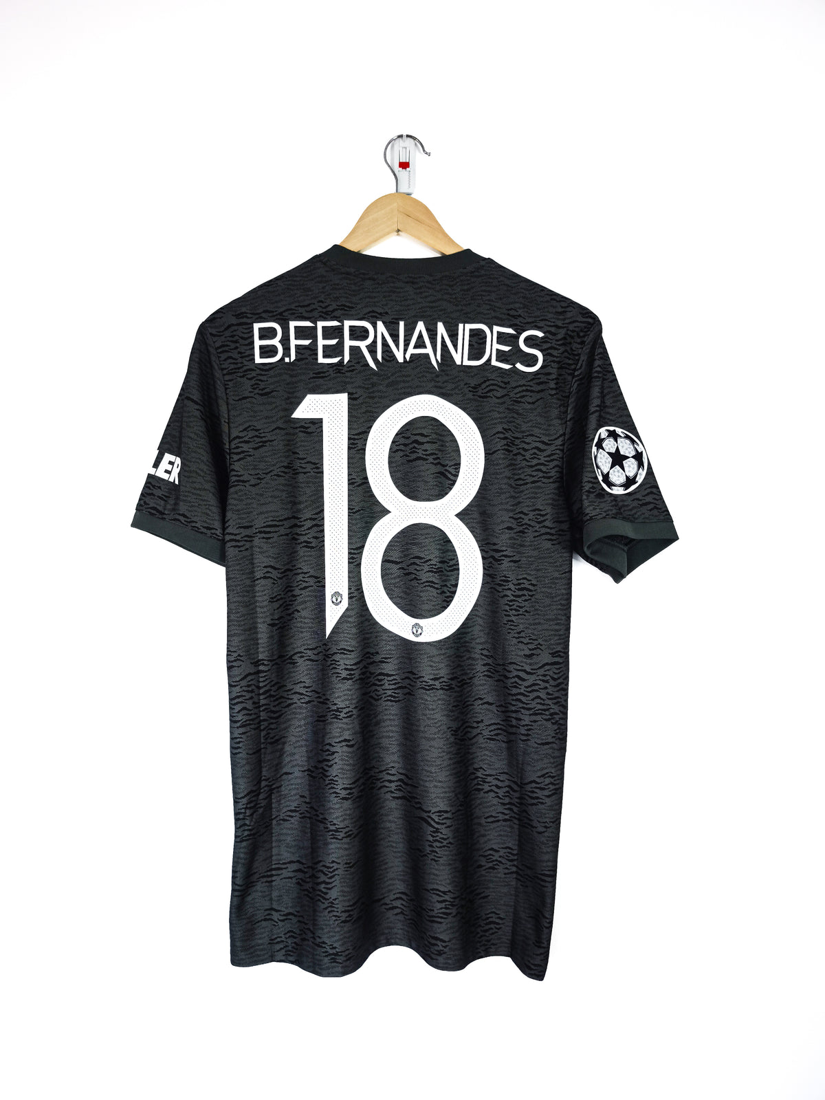 Camisola Oficial Manchester United 2020/21 | Bruno Fernandes #18