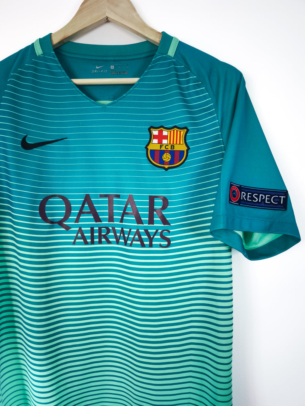 Camisola Oficial FC Barcelona 2016/17 | Iniesta #8