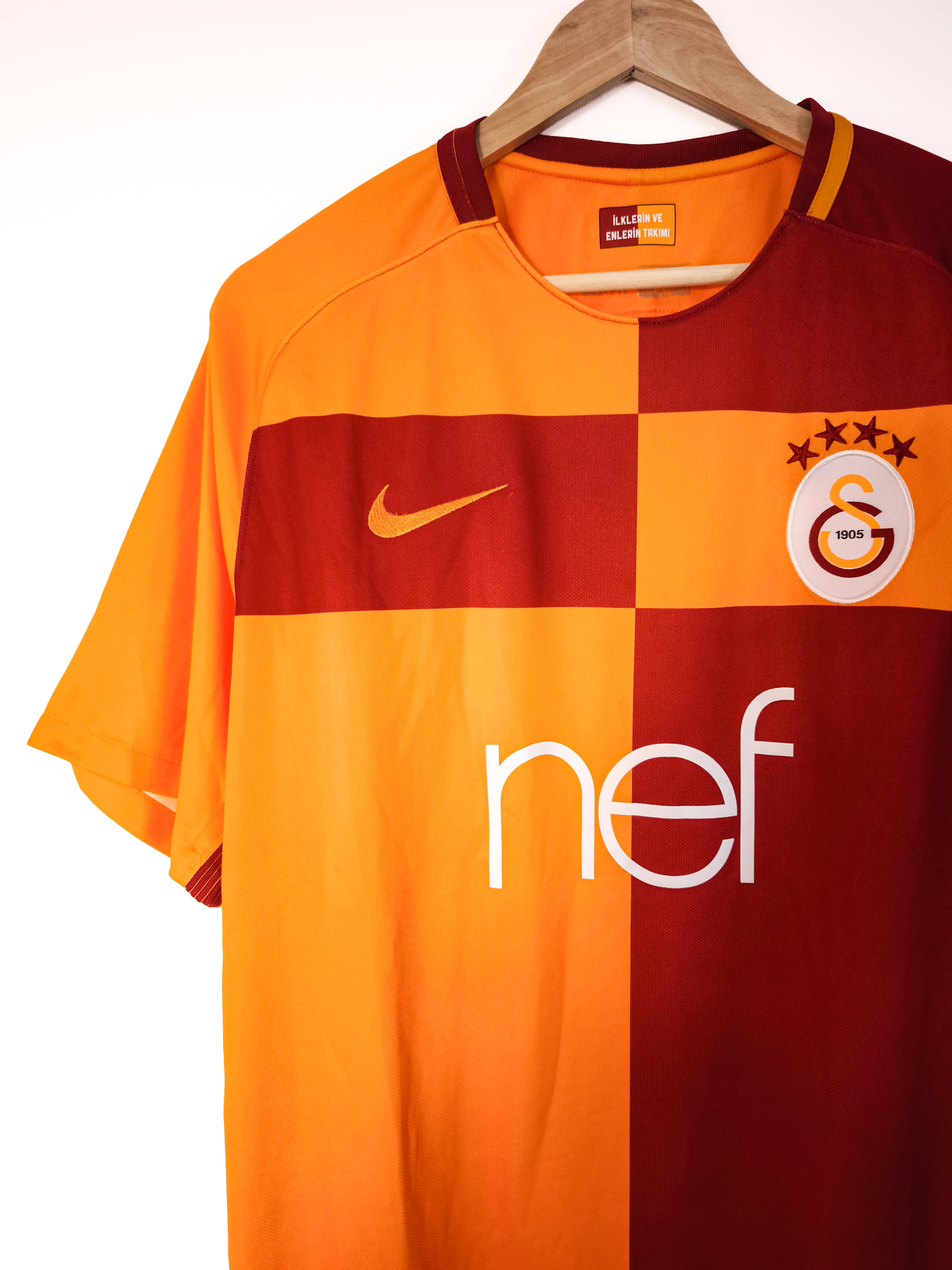 Camisola Oficial Galatasaray 2017/18 | Gomis #18