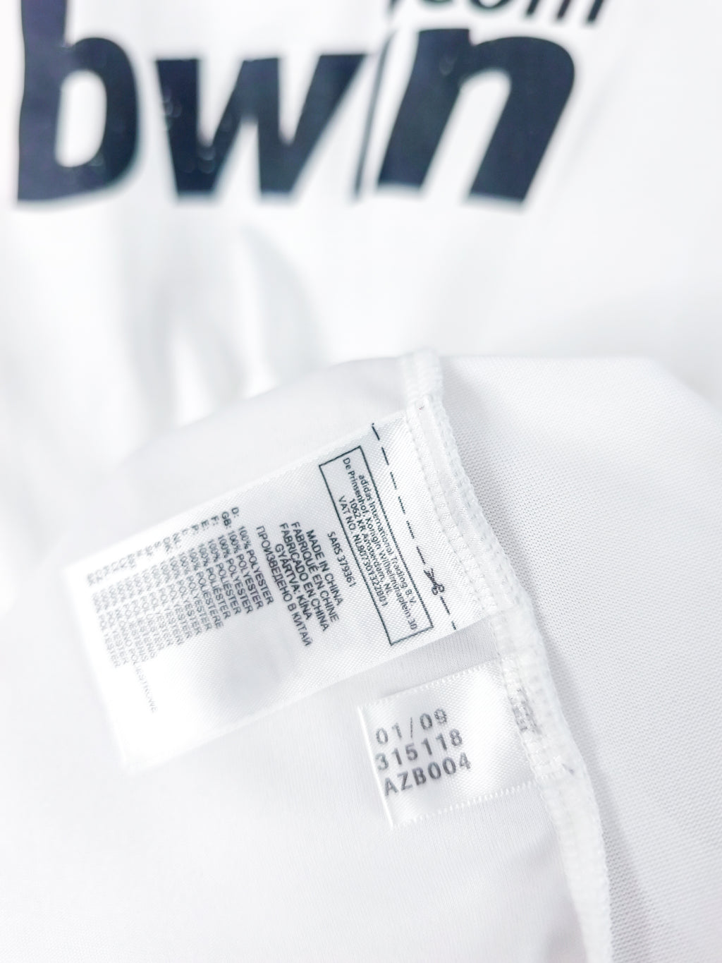 Camisola Oficial Real Madrid 2008/09 | Van Nistelrooy #17
