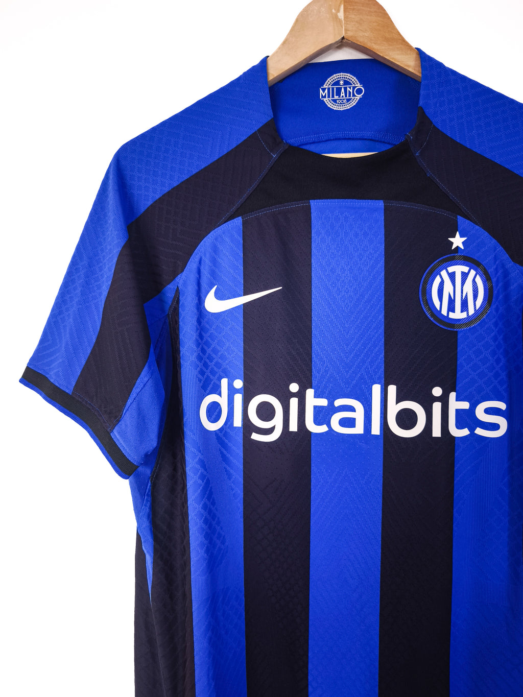 Camisola Oficial Inter 2022/23