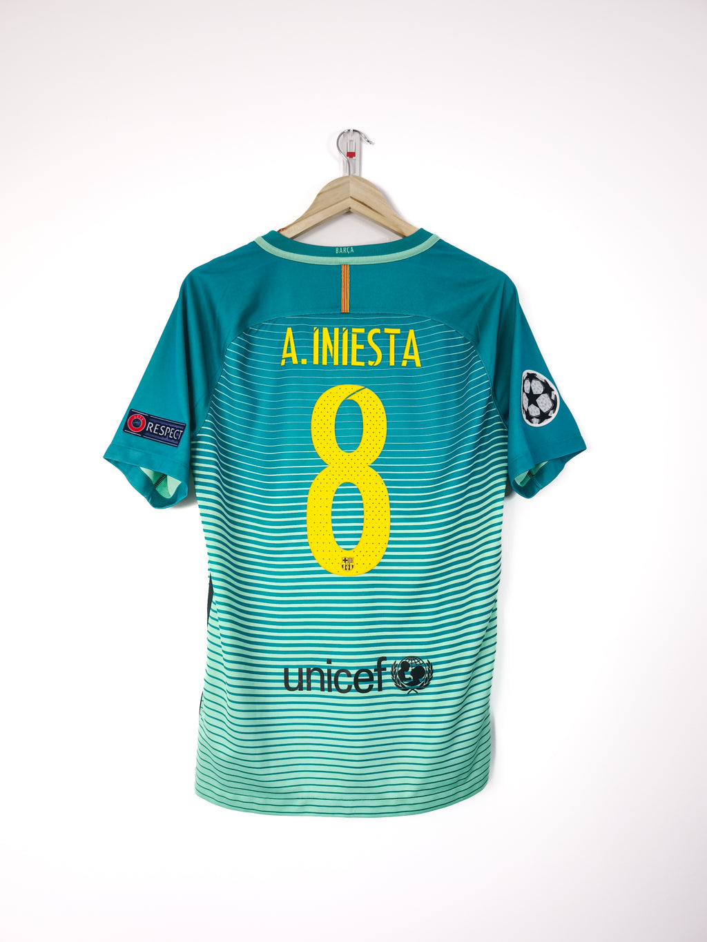 Camisola Oficial FC Barcelona 2016/17 | Iniesta #8