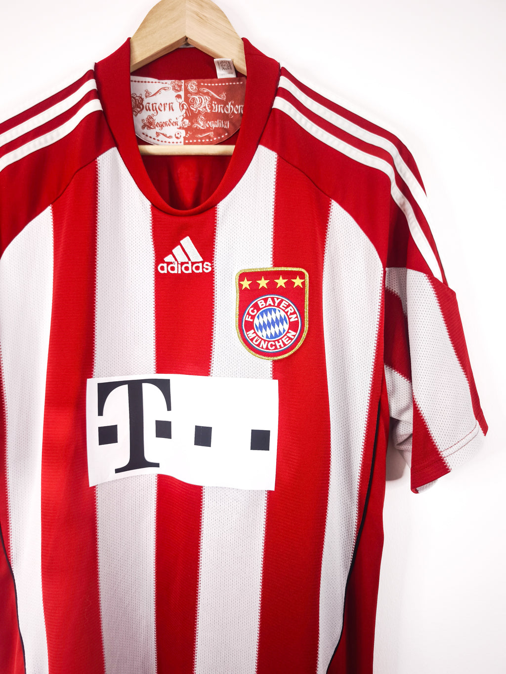 Camisola Oficial Bayern Munich 2010/11 | Robben #10