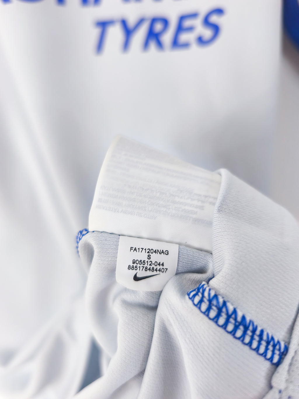 Camisola Oficial Chelsea 2017/18 | Pedro #11