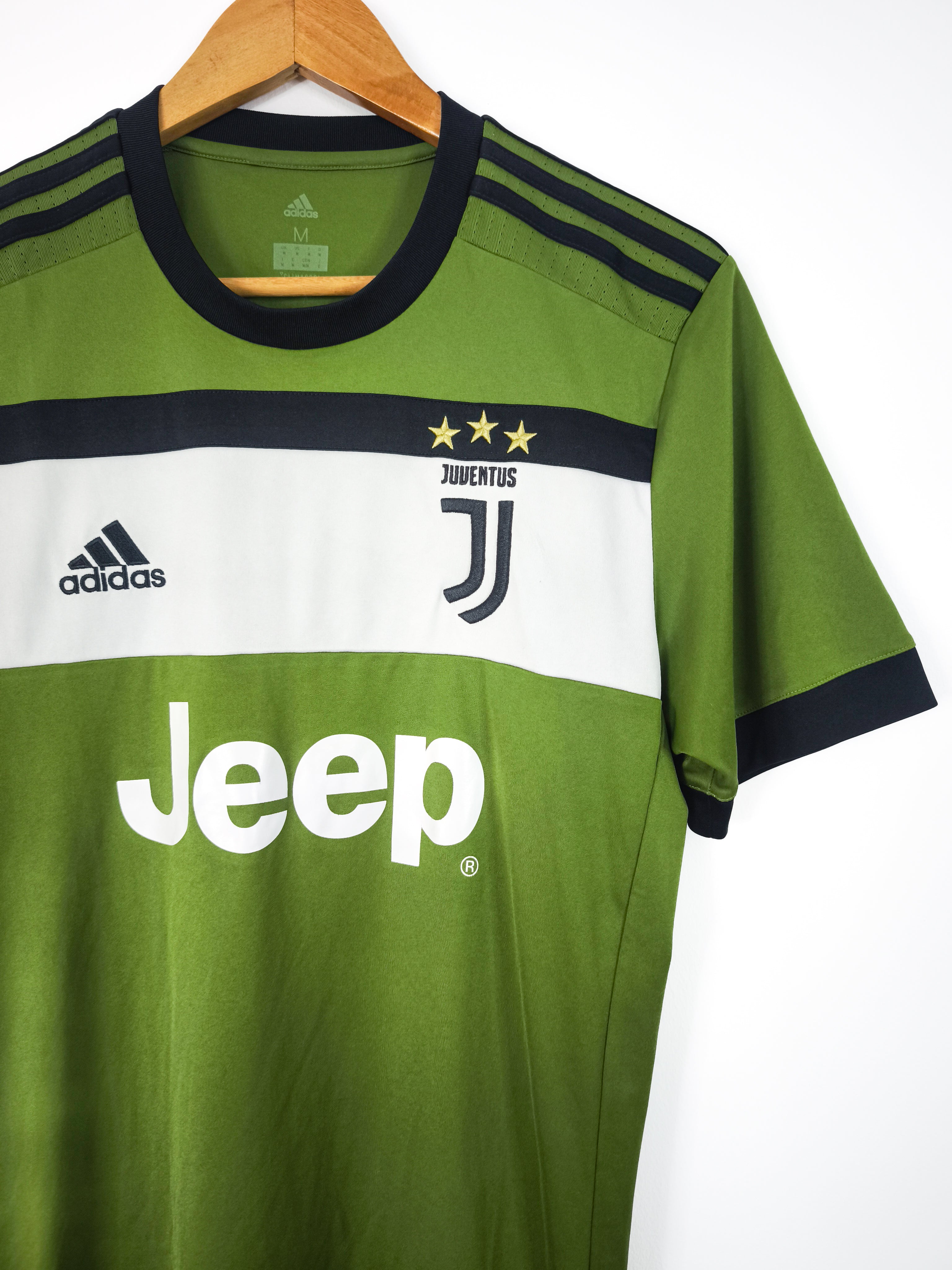 Camisola Oficial Juventus 2017/18 | Asamoah #22