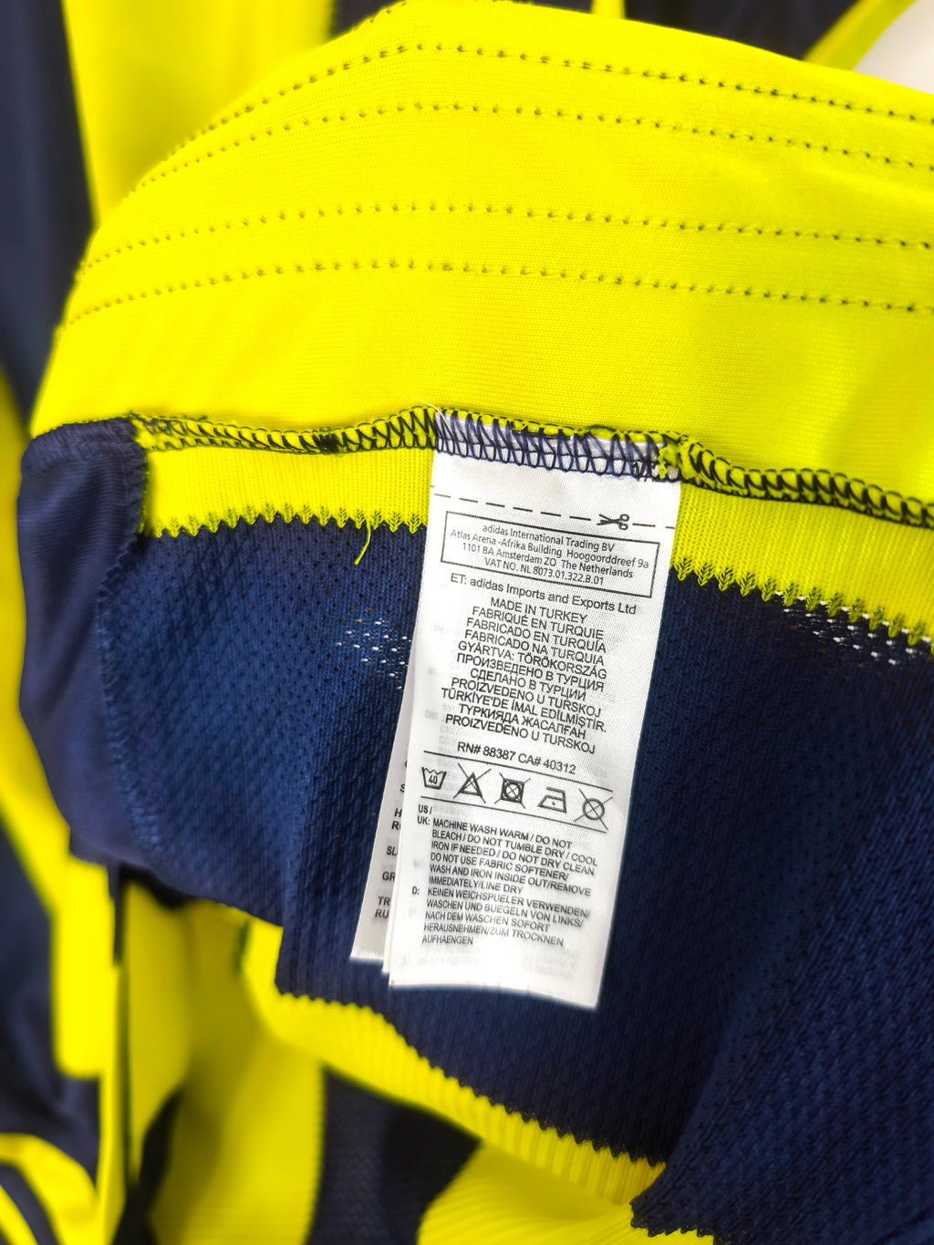 Camisola Oficial Fenerbahçe 2018/19