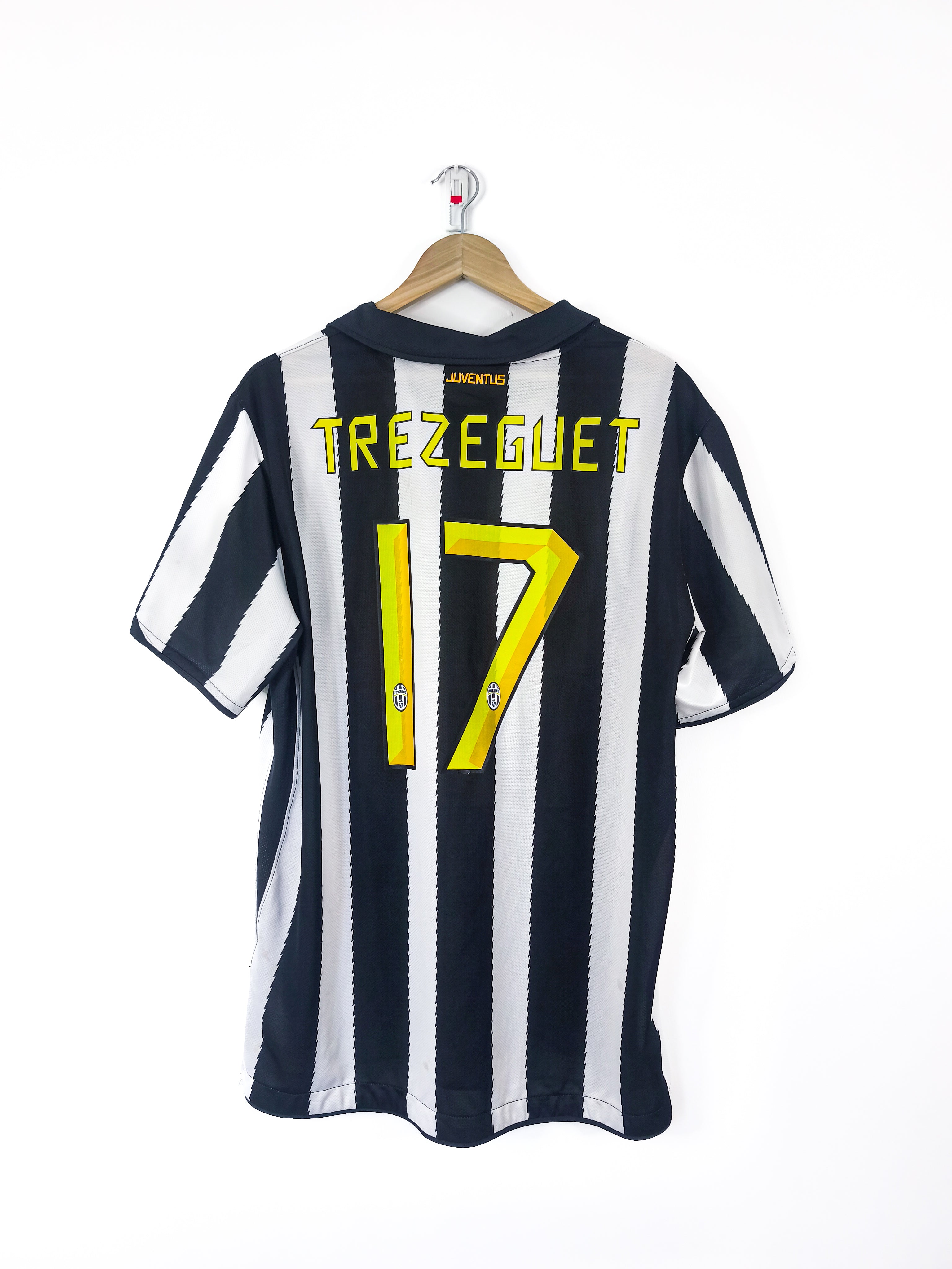 Camisola Oficial Juventus 2010/11 | Trezeguet #11