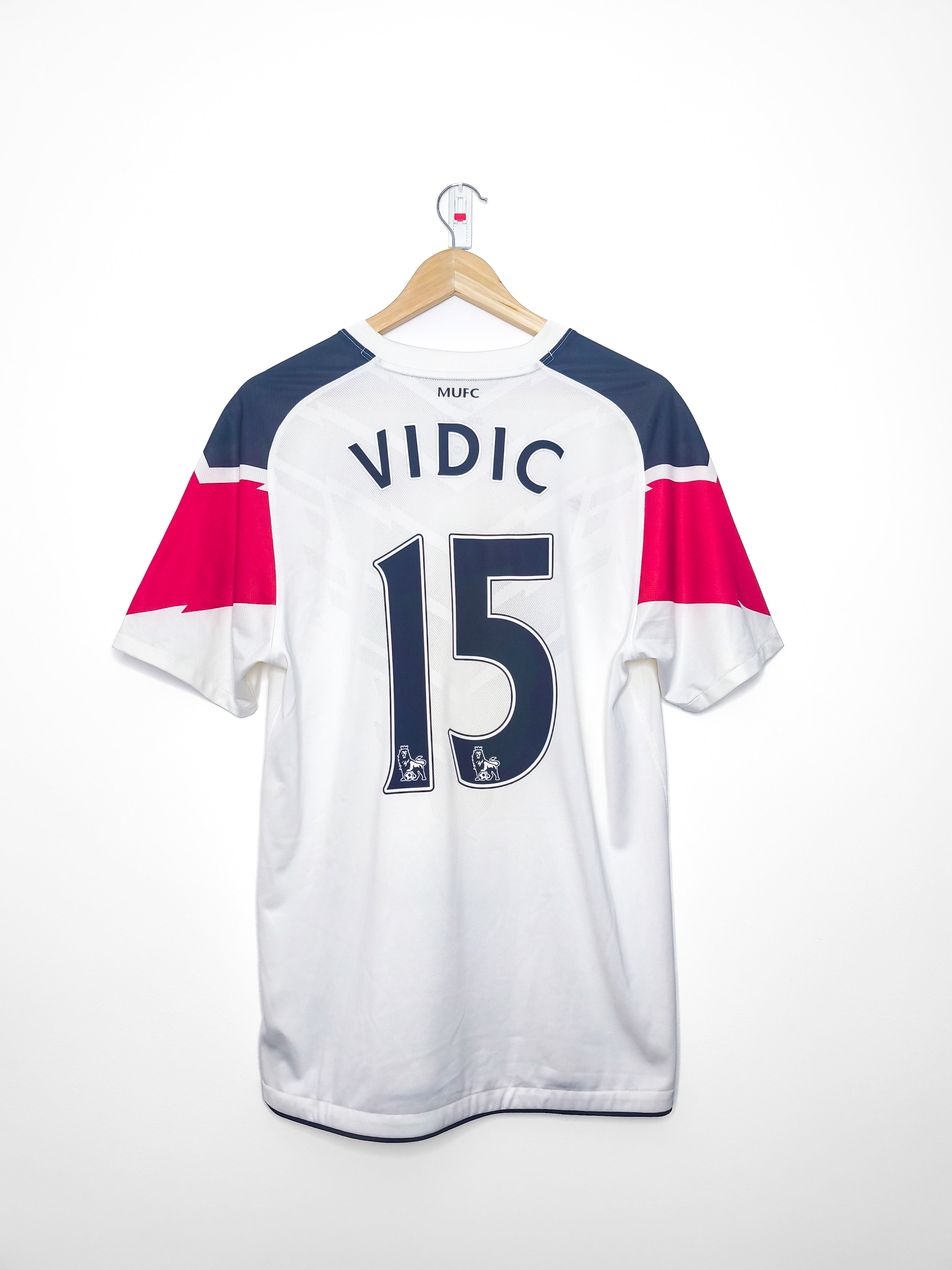 Camisola Oficial Manchester United 2010/12 | Vidic #15