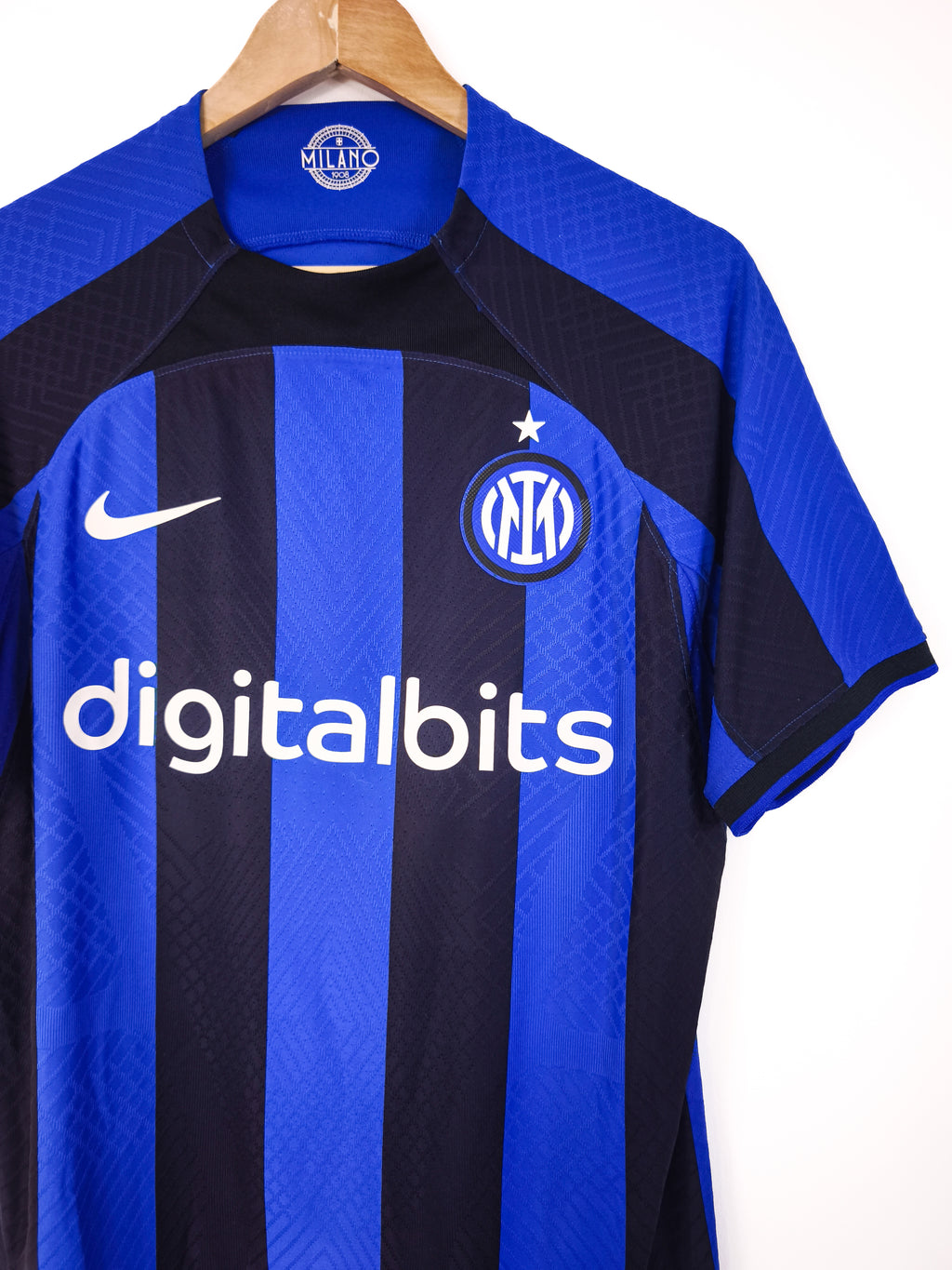 Camisola Oficial Inter 2022/23