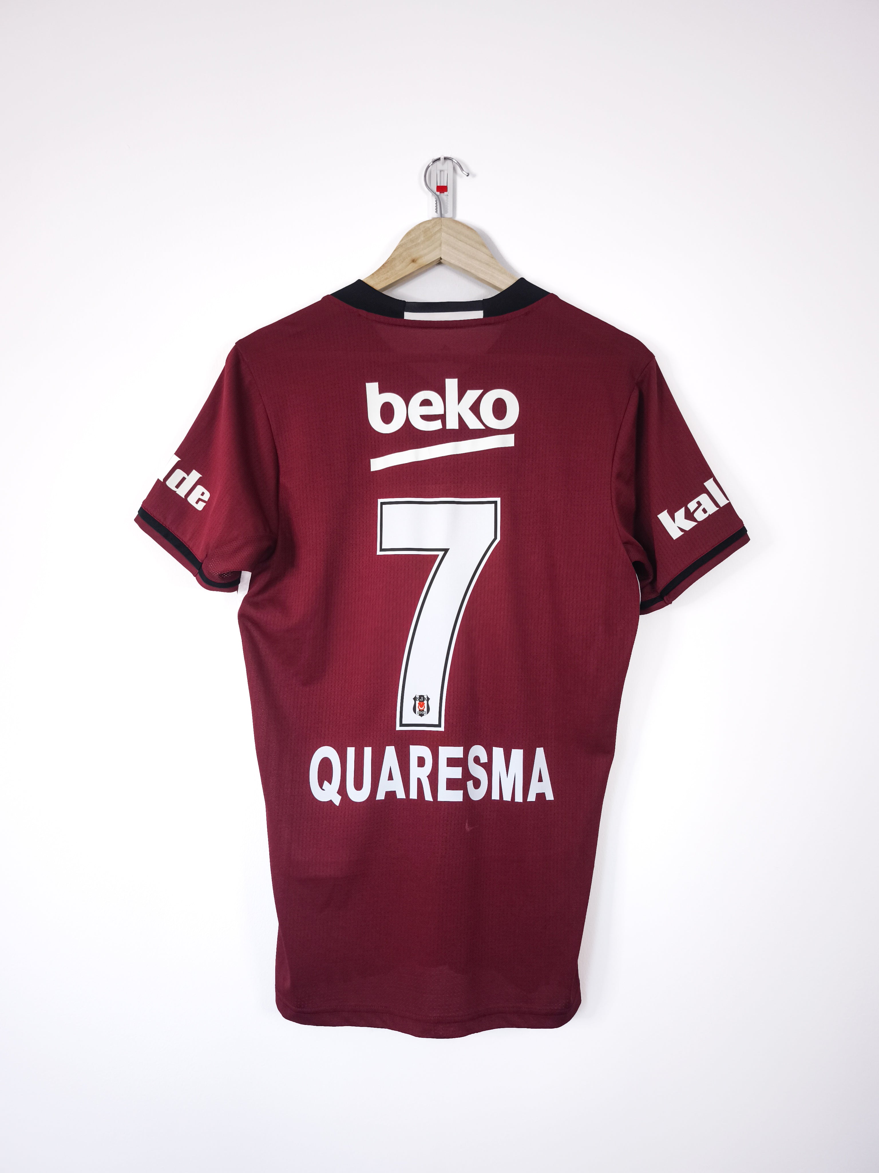 Camisola Oficial Besiktas 2016/17 | Quaresma #7