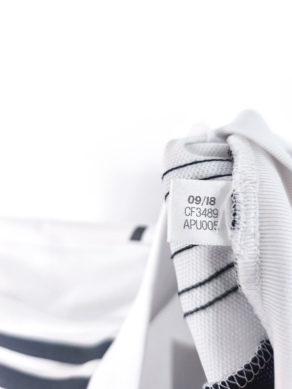 Camisola Oficial Juventus 2018/19 | Pjanic #5