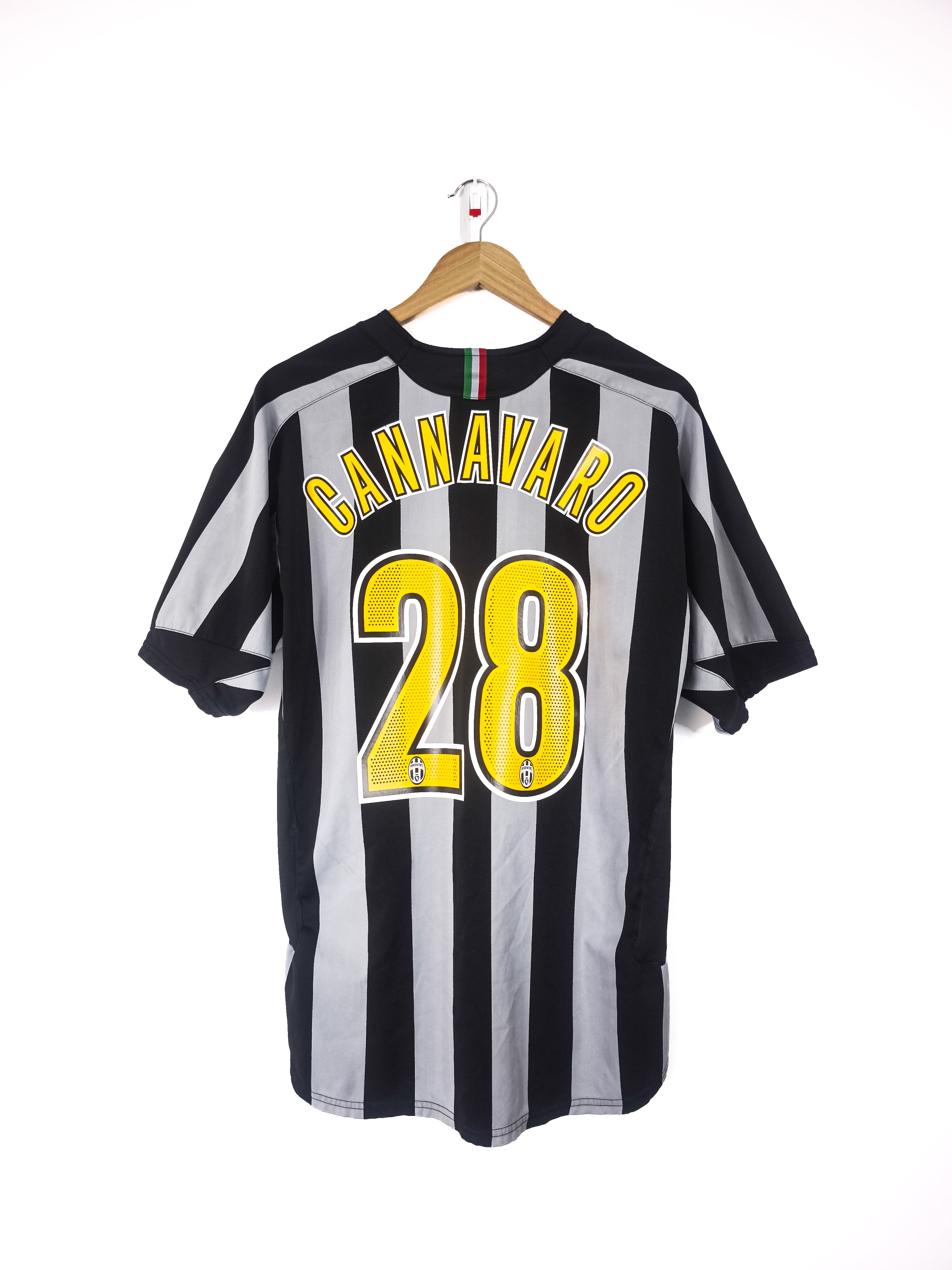 Camisola Oficial Juventus 2005/06 | Cannavaro #28